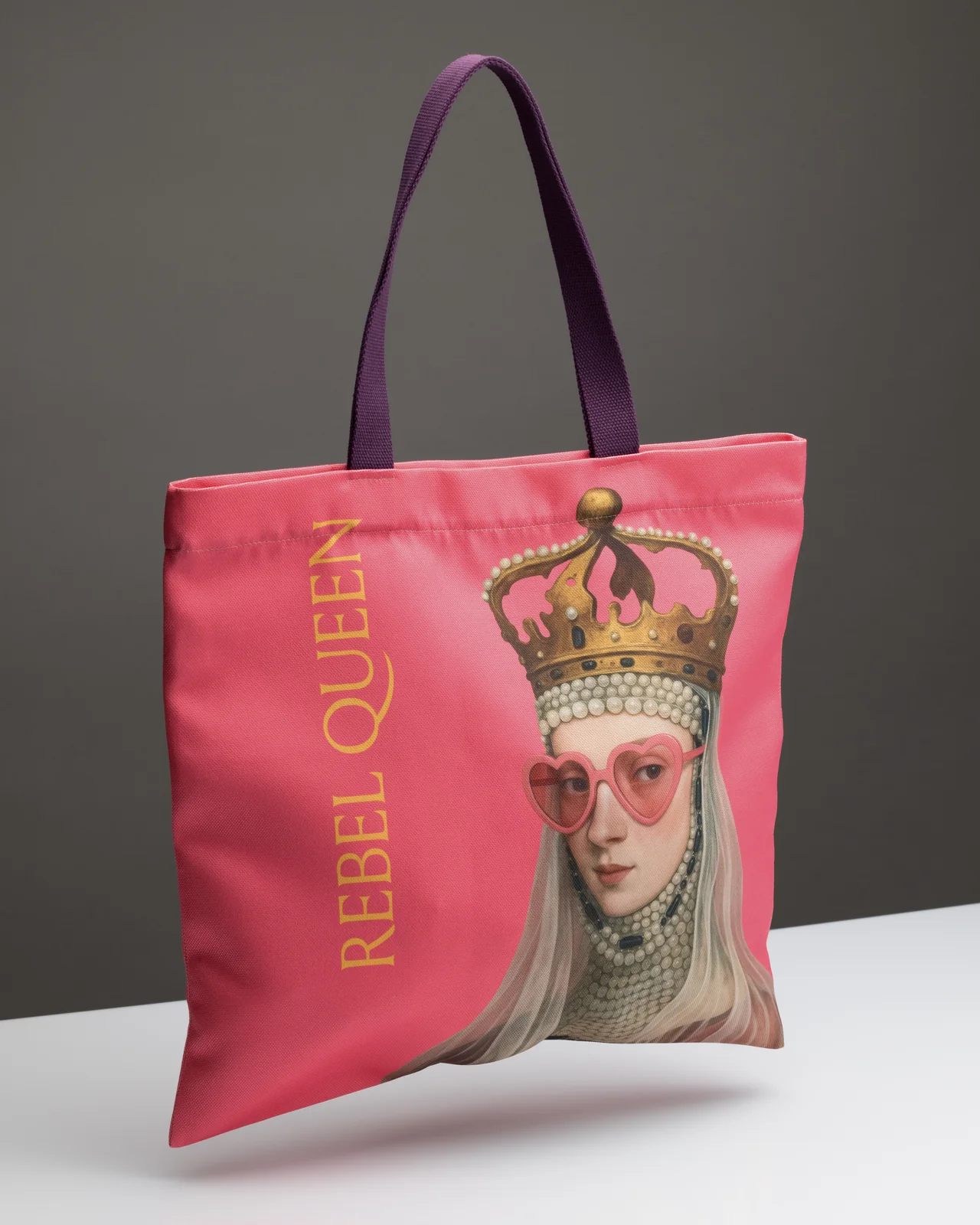 Pink bag with a crowned girl and the words “Rebel Queen” – the “Rebel Queen” gift