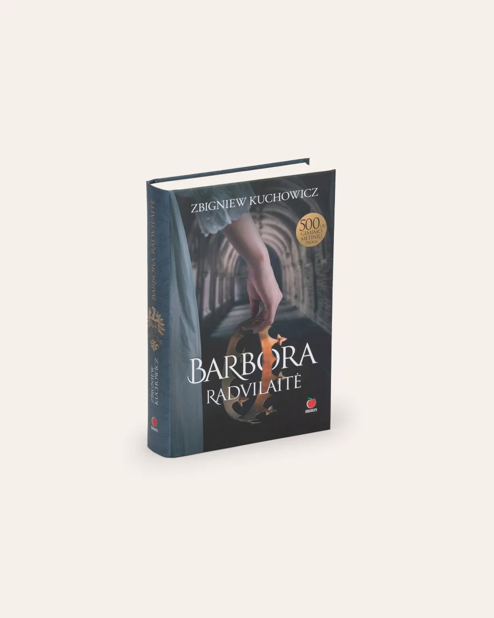 Zbigniewo Kuchowicziaus knyga „Barbora Radvilaitė“ tamsiu viršeliu, vaizdas kampu