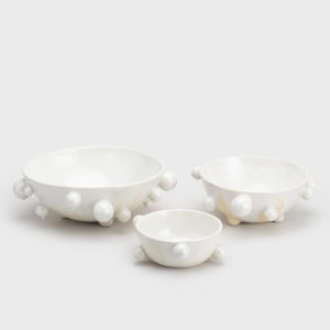 Three pearl white “The Queen's Pearl Bowl” bowls in different sizes, angled view from above