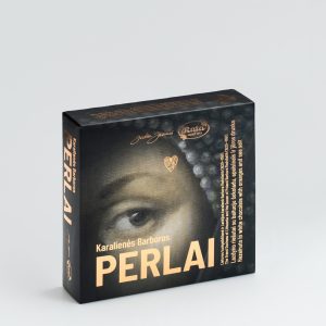 An upright “Queen Barbara's Pearls” sweets box with the word “Perlai” (Pearls) and a detail of a painting