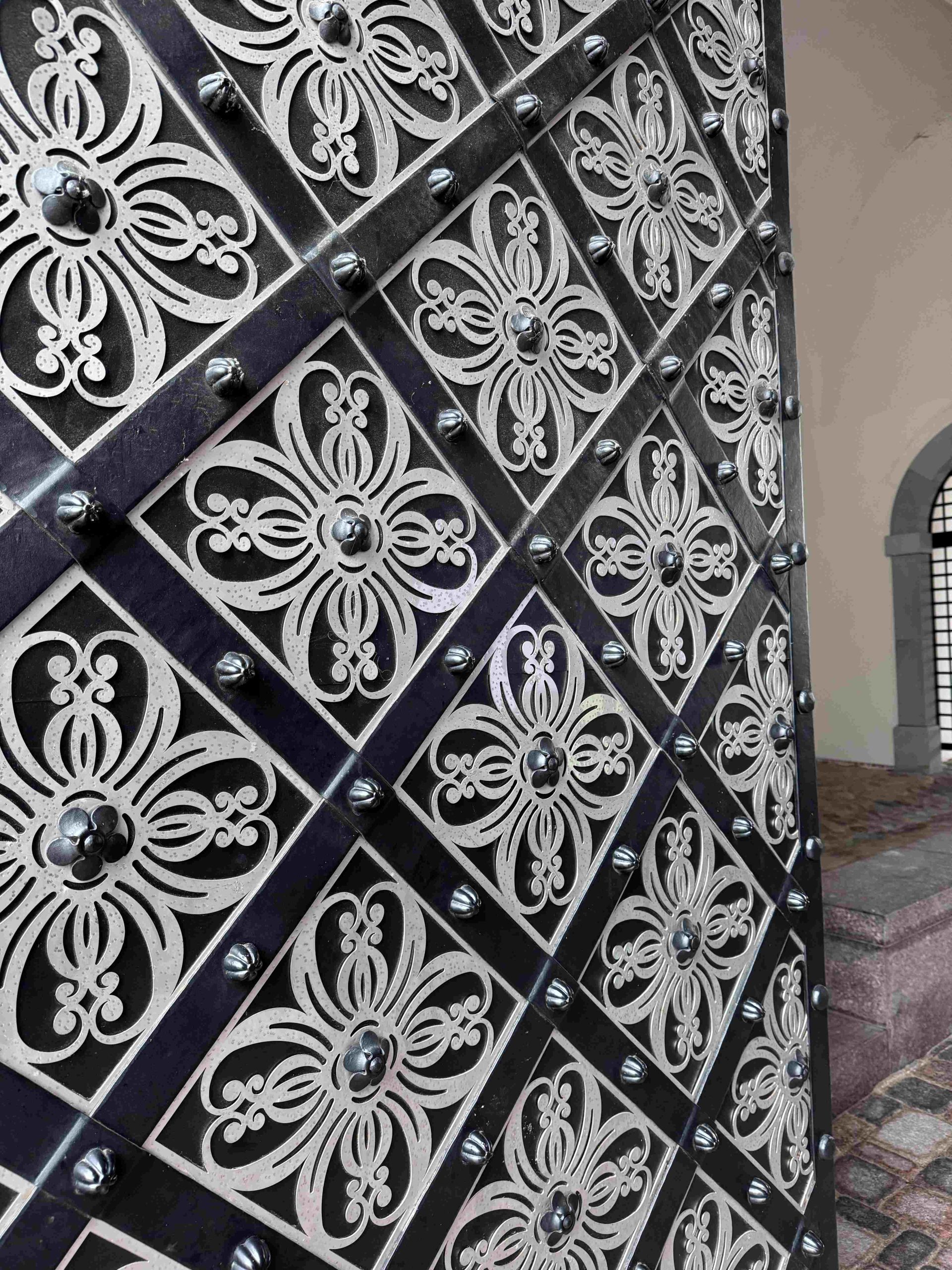 Karališkos Vilniaus meilės istorijos | ekskursija su grupe Vilniuje - Image 5