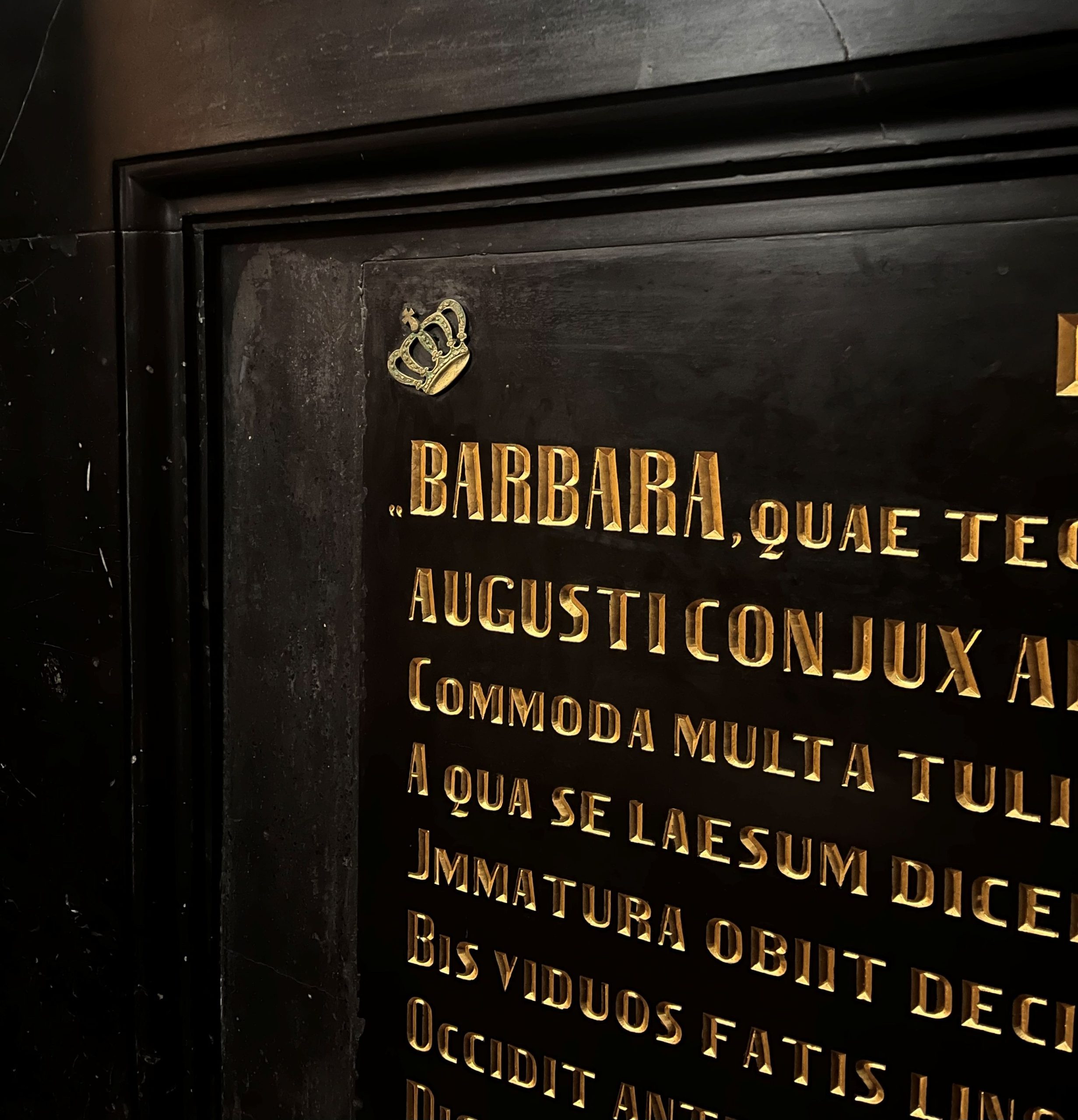 Karališkos Vilniaus meilės istorijos | ekskursija su grupe Vilniuje - Image 7