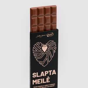 “Slapta meilė” milk chocolate in black packaging with the edge of the bar pulled out