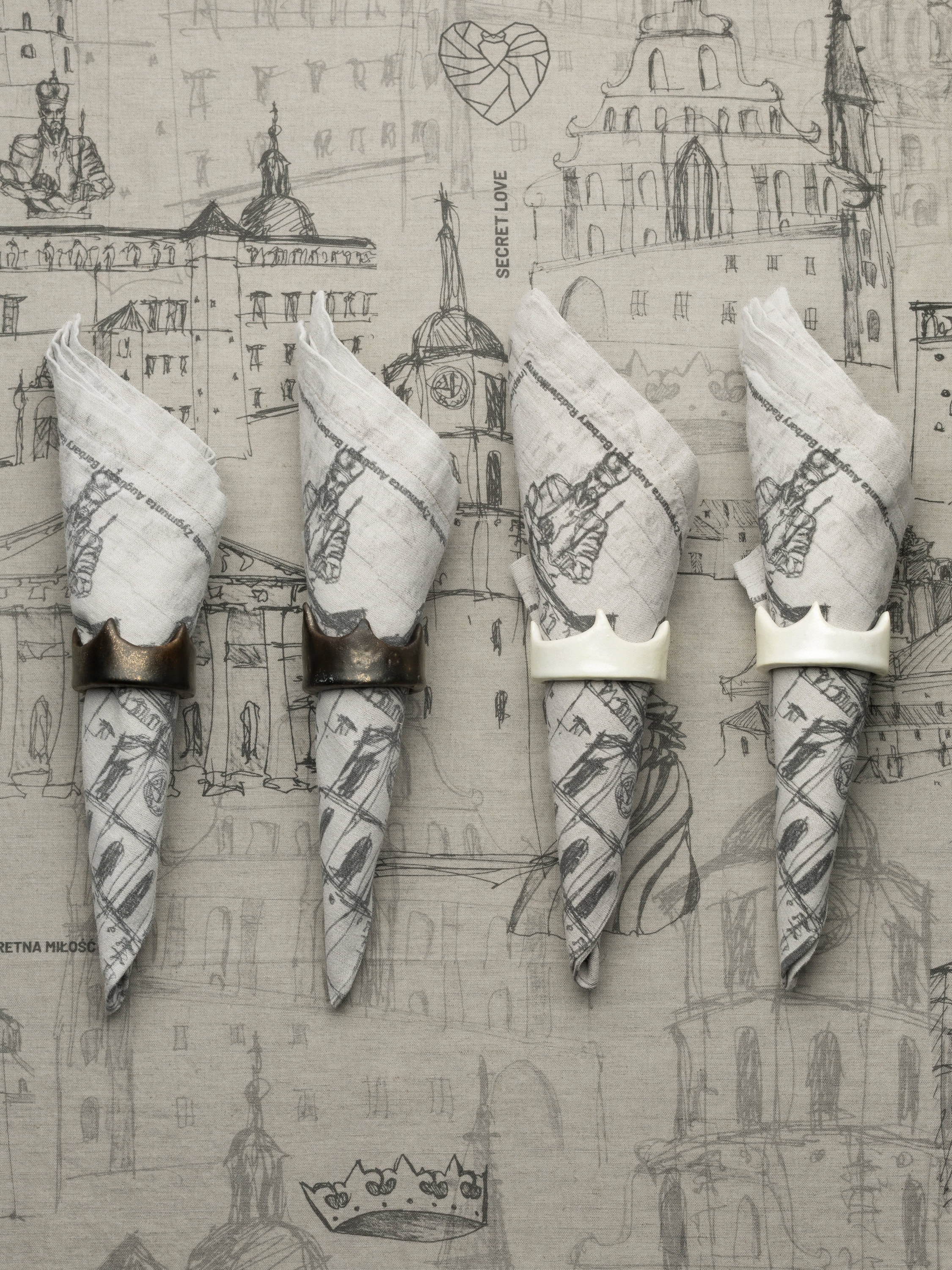 Vilniaus karūna, tamsaus aukso, 05