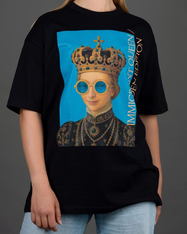Marškinėliai „IMIGRANT QUEEN / SWEDEN EDITION“ - Image 11