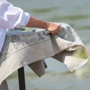 decoflux-linine-staltiese-slapta-meile-love-story-of-royal-vilnius-linas-3