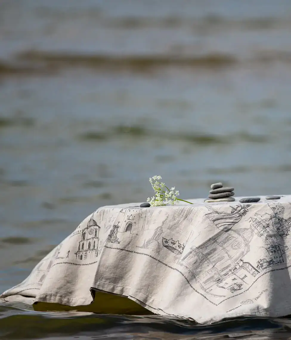 decoflux-linine-staltiese-slapta-meile-love-story-of-royal-vilnius-linas-4