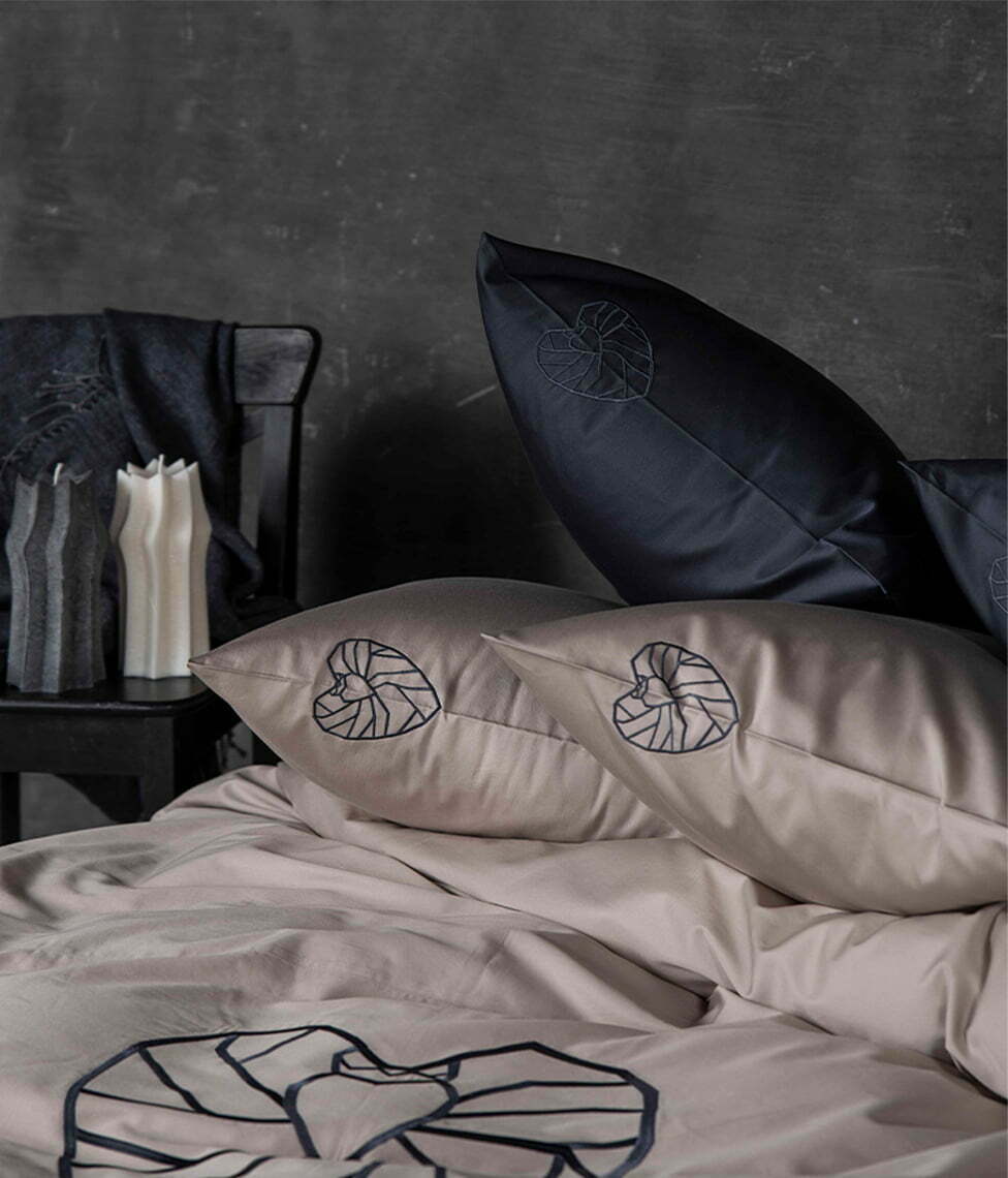 pagalves-uzvalkalas-vilniaus-sirdis-almond-anthracite-2