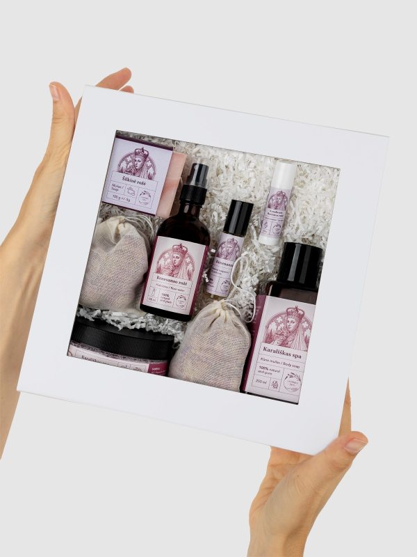 “Renaissance Rose” rose SPA gift set in a white box with a window, held in hands