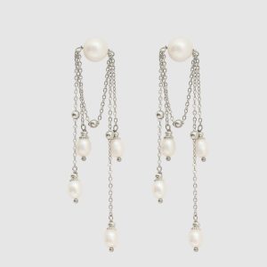 Silver “Royal Rain” earrings with pearls and several dangling chains