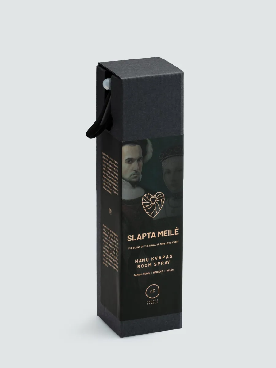 “Slapta meilė” home fragrance spray with a black gift box on a light background