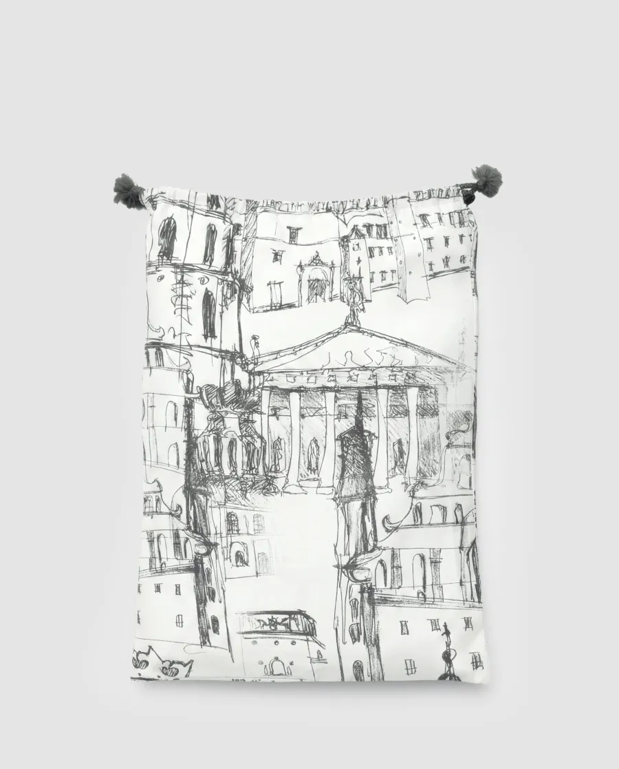 White drawstring bag with a Vilnius drawing for the robe “Royal Vilnius Love Story”