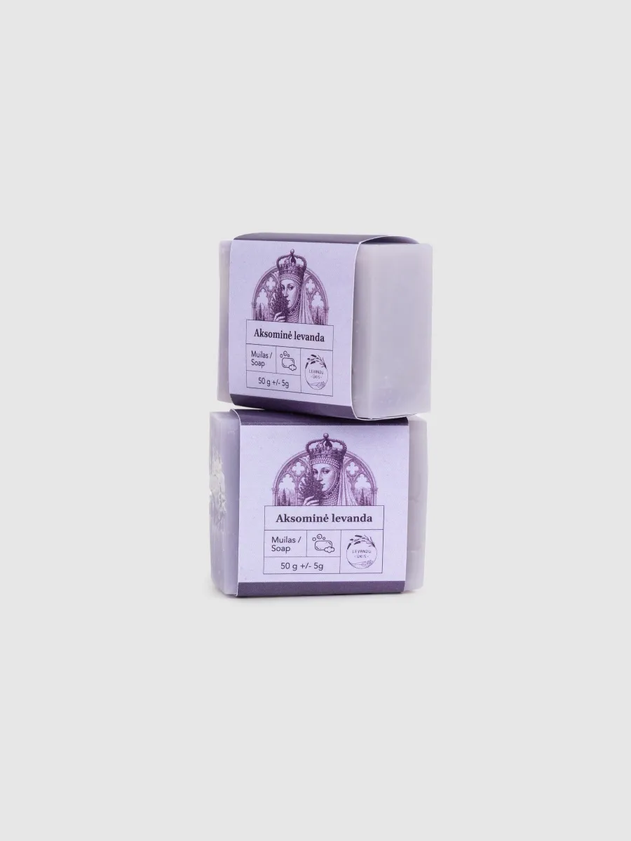 Du sukrauti kieto muilo „Aksominė levanda“ 50 g gabalėliai su violetinėmis etiketėmis