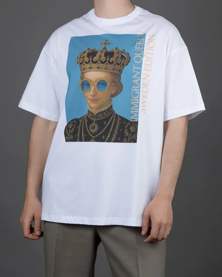 Person in a white T-shirt with a queen's portrait, sunglasses and a crown on a blue background